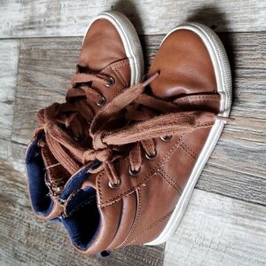 Cat & Jack Boy's High Top Brown Shoes (Size 10)